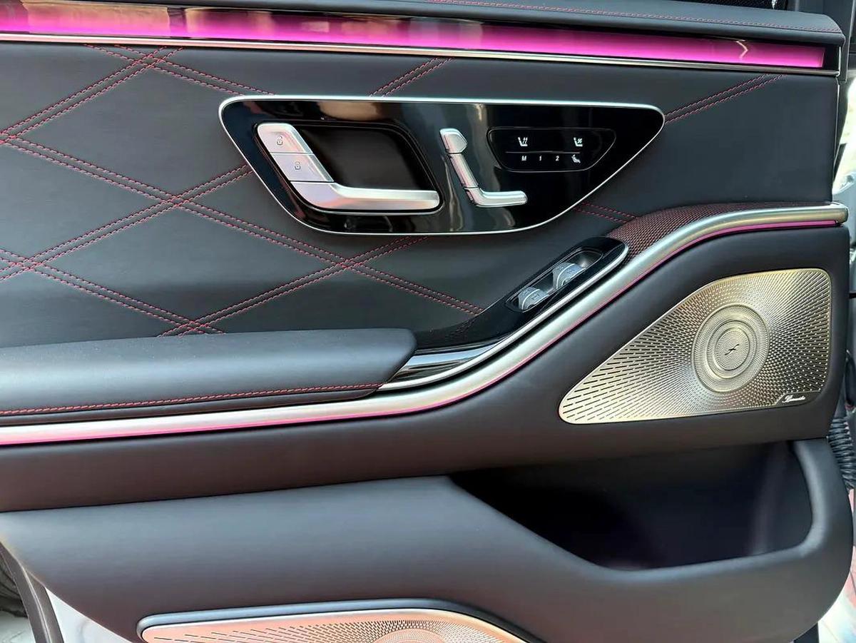 2024 Mercedes-Benz S 63 AMG E Performance-1-1
