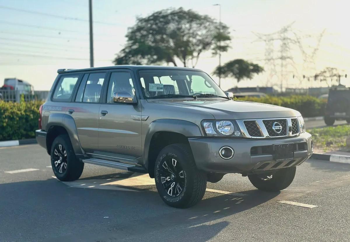 2024 Nissan Patrol Safari Super Safari - GCC Specs - Brand New-0-0