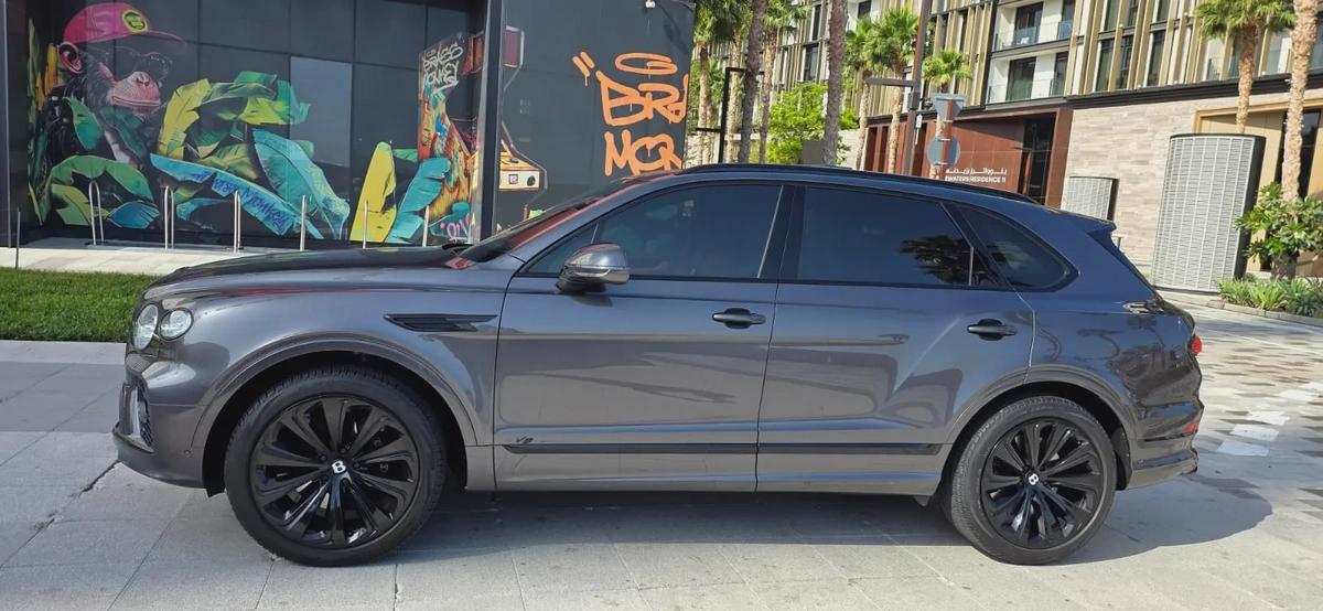 2022-Bentley Bentayga-Excellent Condition-GCC Specs-Bank Finance Available-3-3