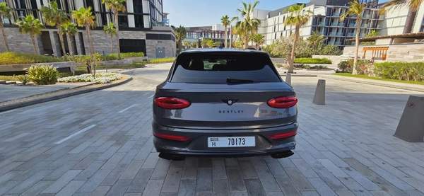 2022-Bentley Bentayga-Excellent Condition-GCC Specs-Bank Finance Available