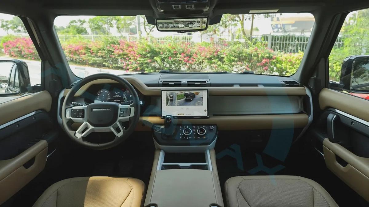 2025 Land Rover Defender 110 X-Dynamic SE P400e Plug-in Hybrid 0KM With 5 Years Or 100K KM Warranty-2-2