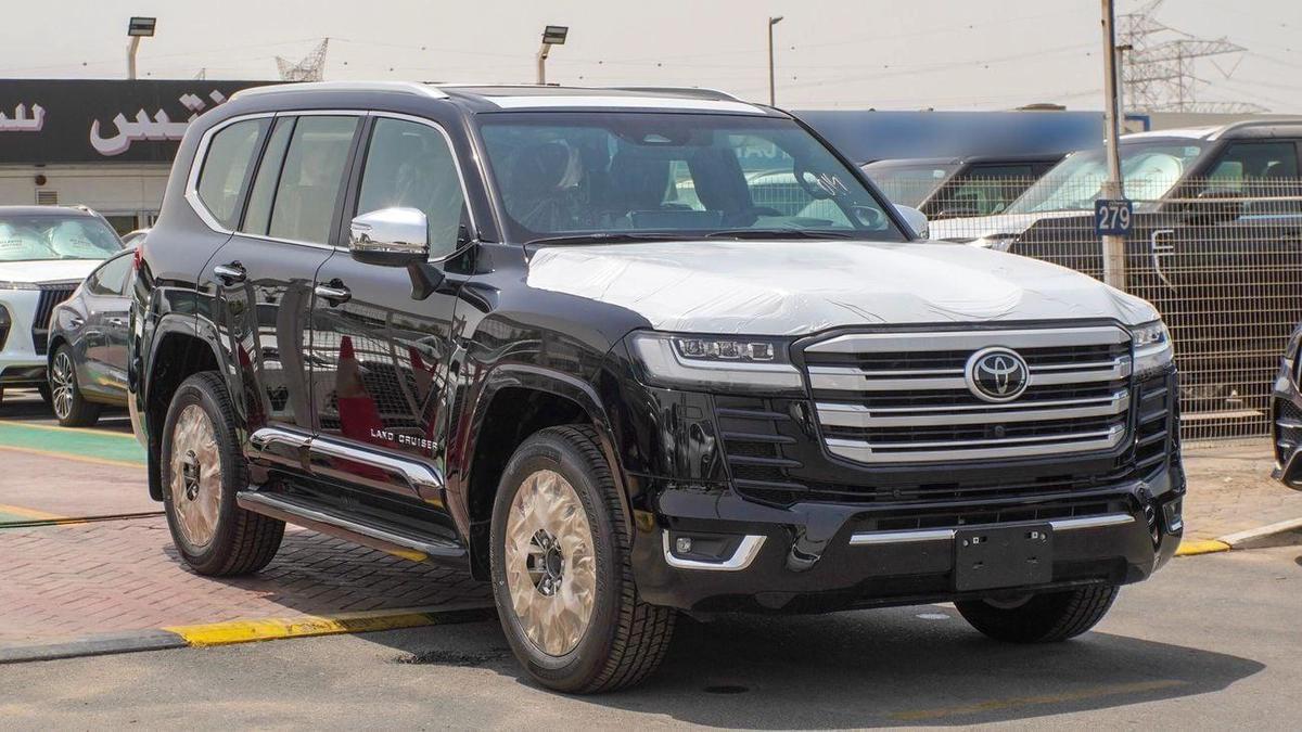 Toyota Land Cruiser VXR TWIN TURBO 3.5L V6-0-0