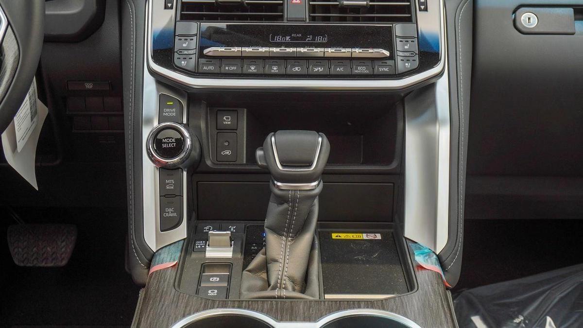 Toyota Land Cruiser VXR TWIN TURBO 3.5L V6-6-6