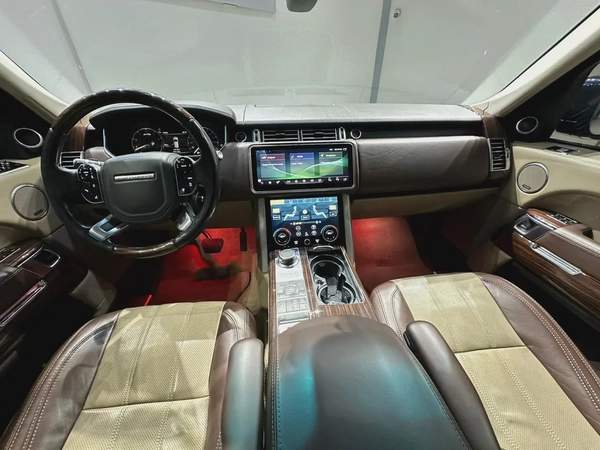 RANGE ROVER VOGUE SUPERCHARGED 2015 FACELIFT INSIDE AND OUTSIDE