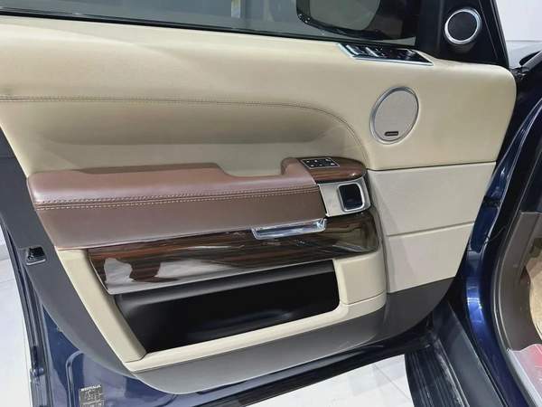 RANGE ROVER VOGUE SUPERCHARGED 2015 FACELIFT INSIDE AND OUTSIDE