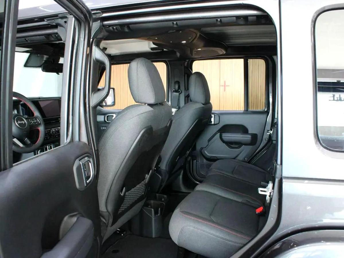 2024 Jeep Rubicon Edition // 6 Cylinder No Accidents-10-10