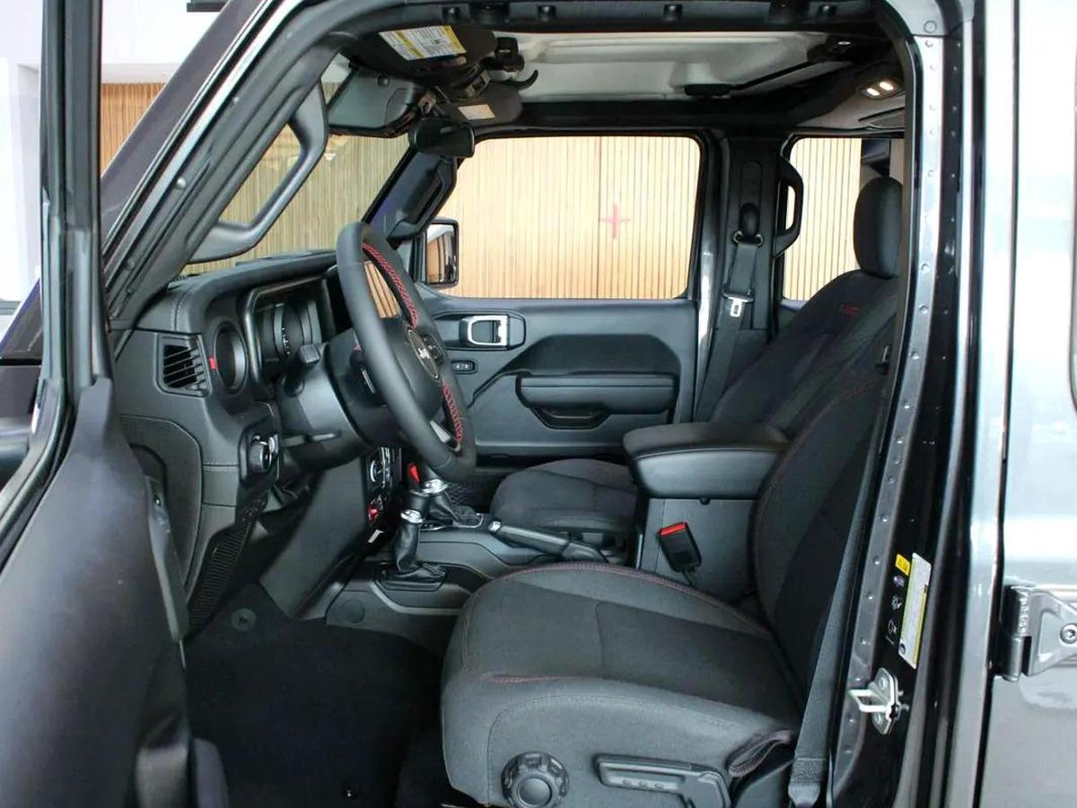 2024 Jeep Rubicon Edition // 6 Cylinder No Accidents-6-6