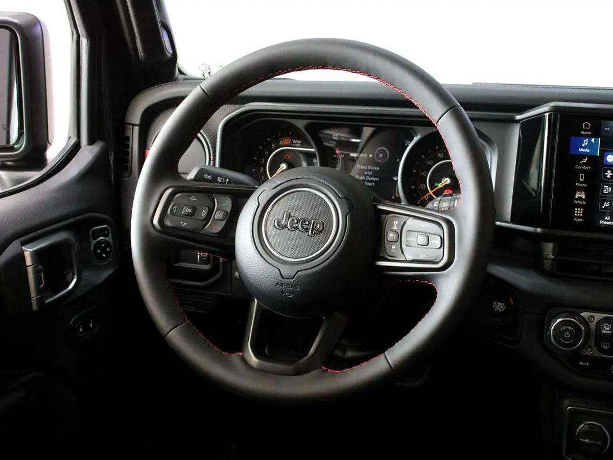 2024 Jeep Rubicon Edition // 6 Cylinder No Accidents-11-11