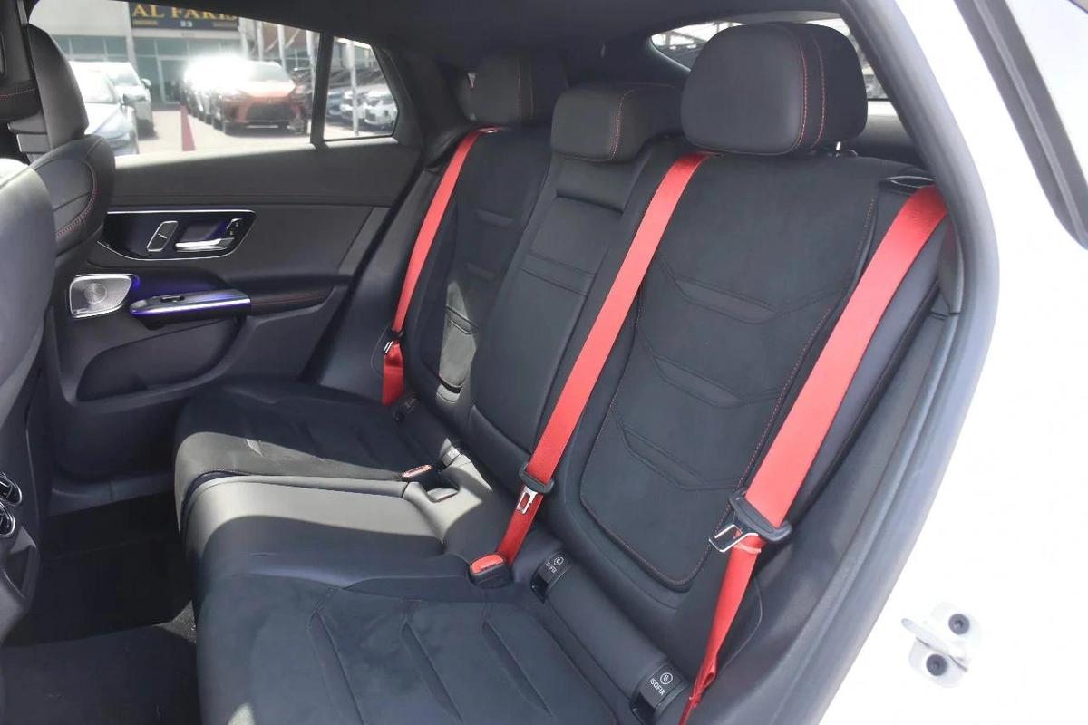 AMG GLC43 COUPE 2024 | WHITE-4-4