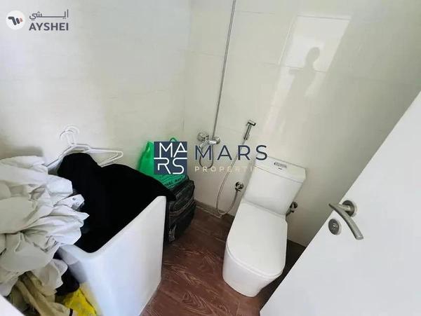 Brand New Unit| Modren Layout | Ready T0 Move