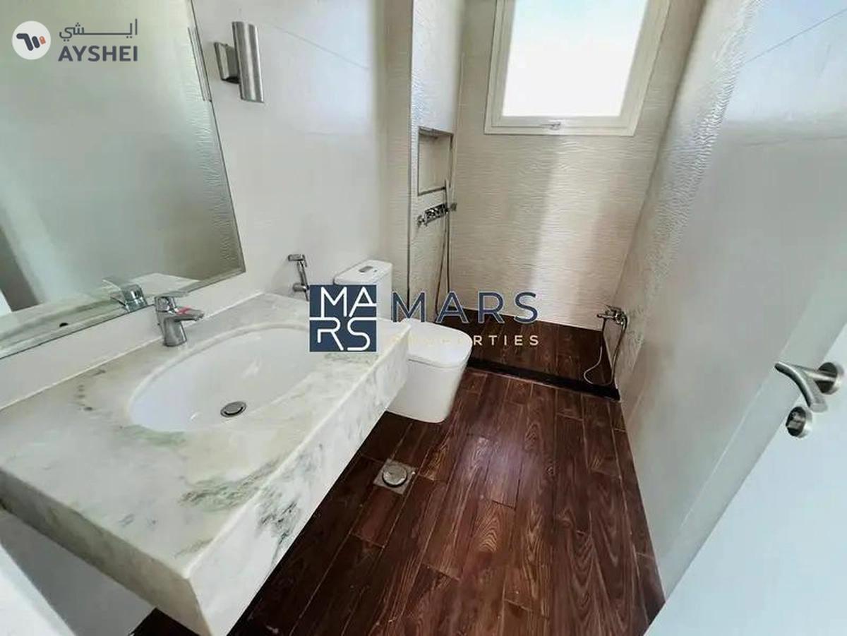 Brand New Unit| Modren Layout | Ready T0 Move-8-8