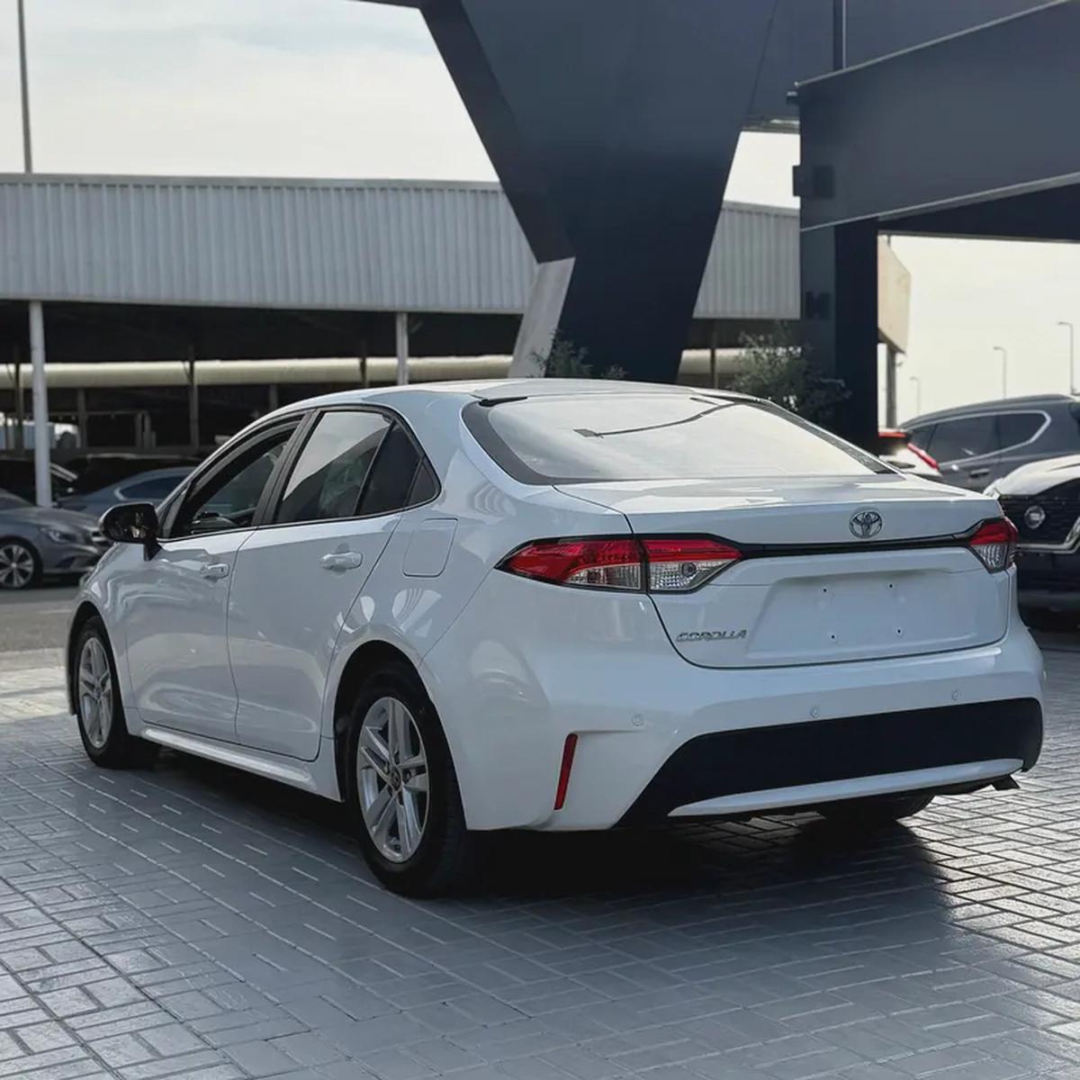 Toyota Corolla 2022 | Chinese Specs | 3-Cylinder | 12K KM | White | تويوتا كورولا 2022 صينية-6-6