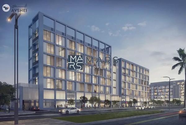 Three-bedroom apartment with a living room in Roof Home