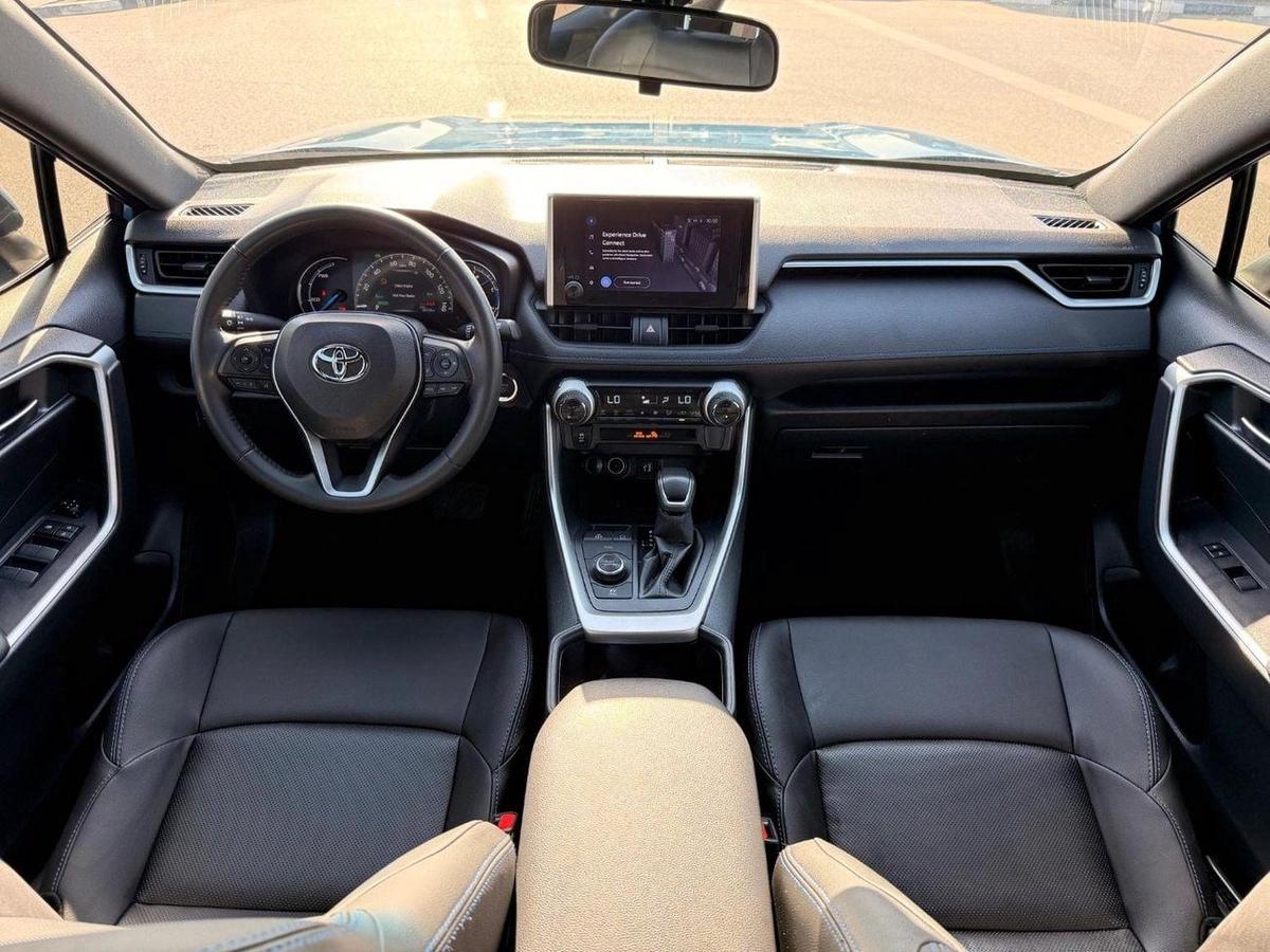 Toyota RAV4 Hybrid SE black edition 2023 full option-4-4
