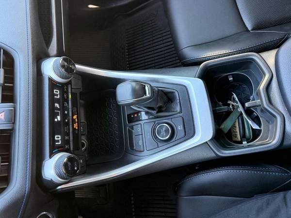 Toyota RAV4 Hybrid SE black edition 2023 full option