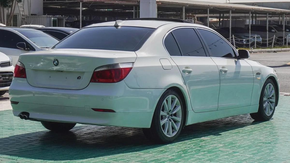 بي ام دبليو 530 موديل 2005-6-6