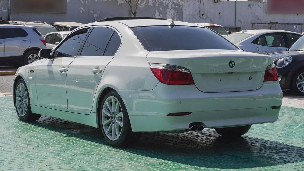 بي ام دبليو 530 موديل 2005-7-7