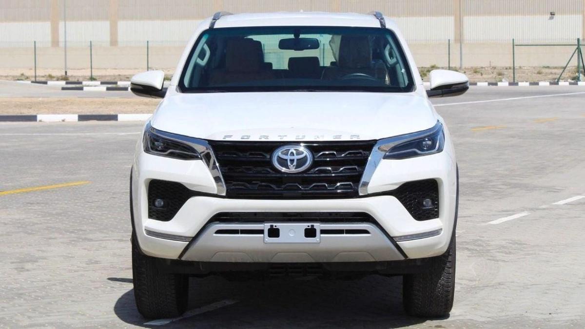 Toyota Fortuner TOYOTA FORTUNER 2.4L mid option AT-1-1
