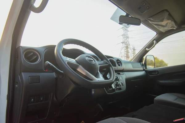 High-Roof 13-Seater Passenger Van | Automatic | GCC Specs | Ref#N75900