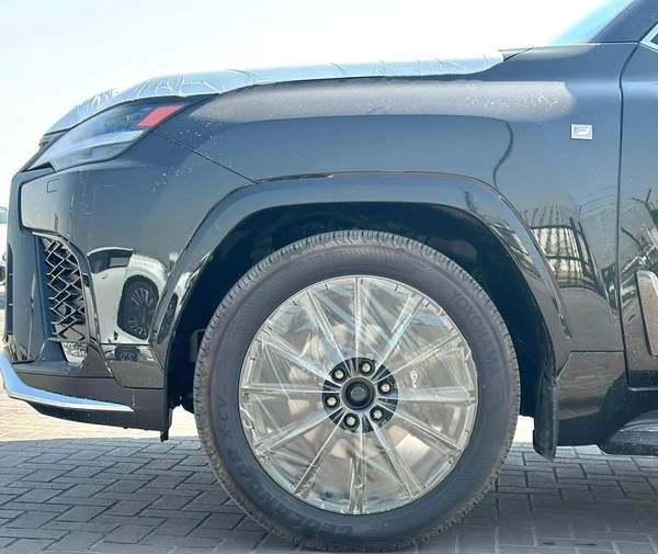 Lexus LX600 F Sport Launch Edition 3.5L