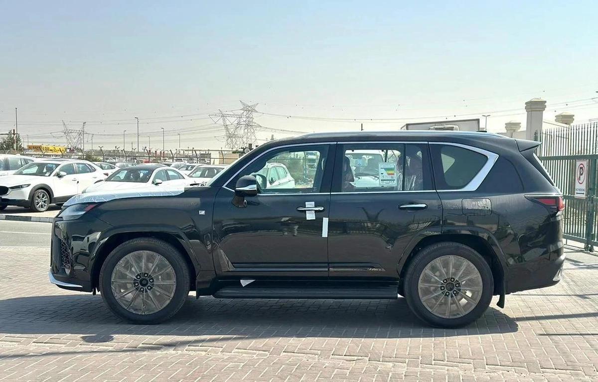 Lexus LX600 F Sport Launch Edition 3.5L-19-19