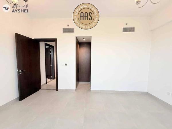 BURJ KHALIFA VIEW | BRAND NEW | BIG TERRACE | PARKING