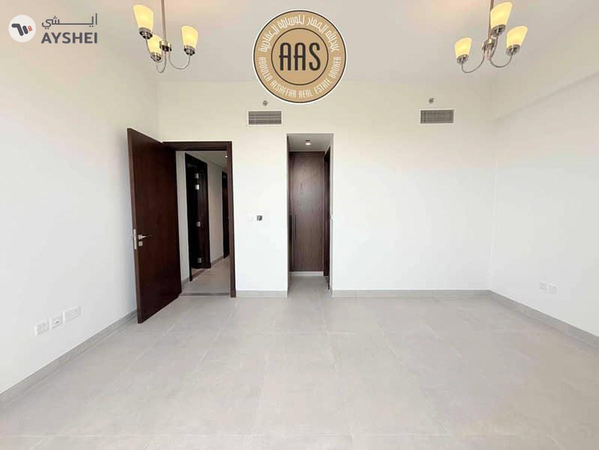 BURJ KHALIFA VIEW | BRAND NEW | BIG TERRACE | PARKING-20-20