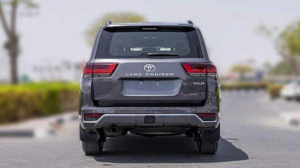 Toyota Land Cruiser Land cruiser VXR 3.5L Twin turbo PETROL MY2025 FOR EXPORT ONLY