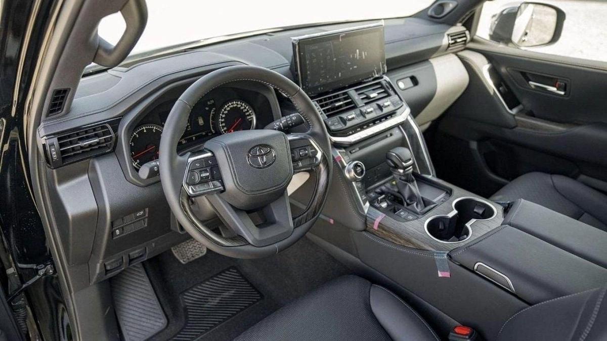 Toyota Land Cruiser Land cruiser VXR 3.5L Twin turbo PETROL MY2025 FOR EXPORT ONLY-9-9