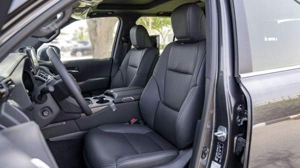 Toyota Land Cruiser Land cruiser VXR 3.5L Twin turbo PETROL MY2025 FOR EXPORT ONLY