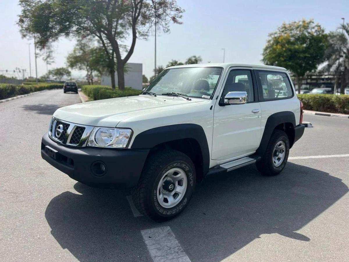 Nissan Patrol Safari GL 4.8L M/T-2-2