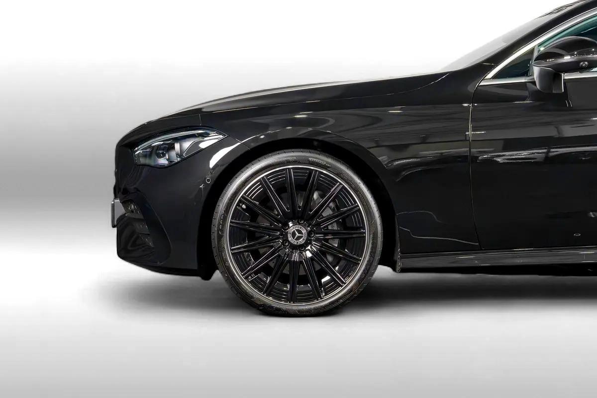 0% Downpayment | Merceces-Benz 5 Years Warranty | AED 3,881 P/M |-4-4