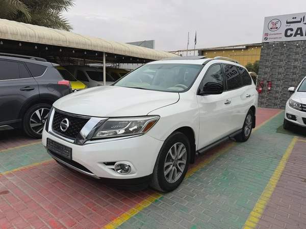 NISSAN PATHFINDER SV