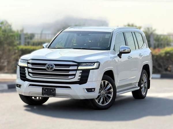 TOYOTA LAND CRUISER VX. R TWIN TURBO | GCC SPECS | YEAR: 2022 | KMS: 142,000 | FULL-SERVICE HISTORY FROM AL FUTTAIM