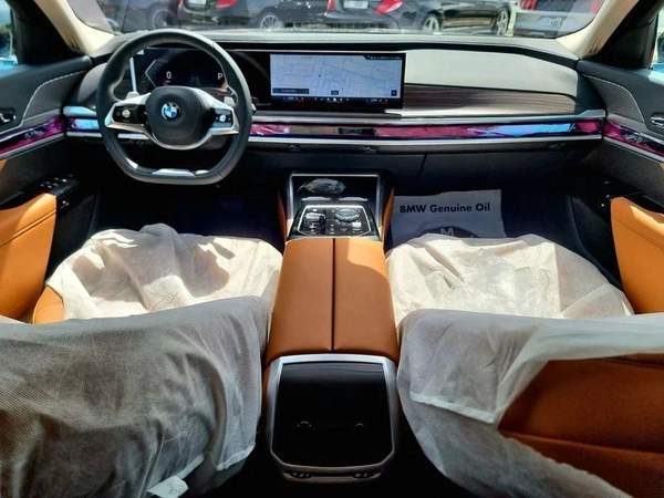 BMW 735 i Under Warranty & Service 2026 GCC