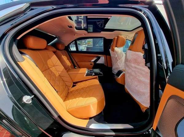 BMW 735 i Under Warranty & Service 2026 GCC