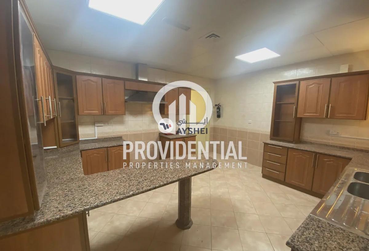 VILLA FOR RENT IN BETWEEN TWO BRIDGES-15-15