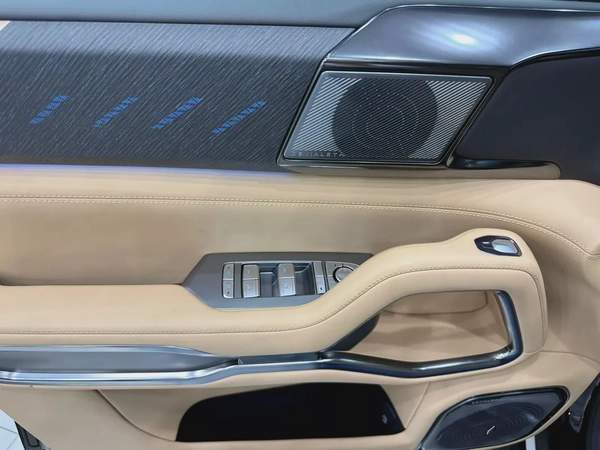 BYD Leopard 8 Flagship | Brand New | Luxury Off-Road SUV