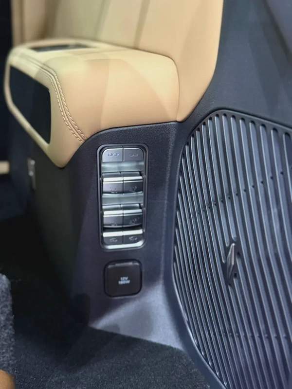 BYD Leopard 8 Flagship | Brand New | Luxury Off-Road SUV