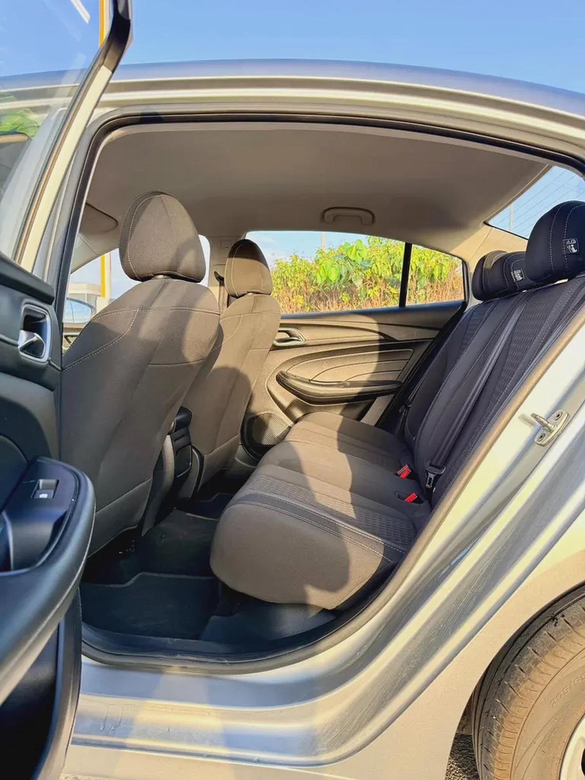 MG 5 1.5L GCC 2022 VERY GOOD CONDITION-8-8