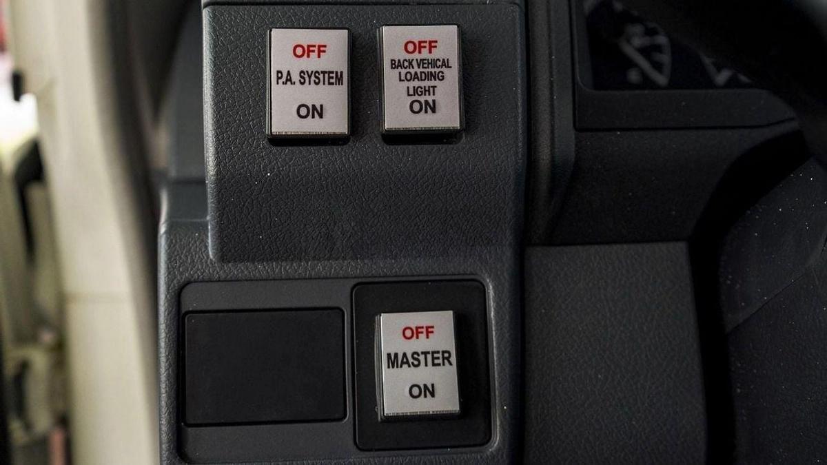 Toyota Land Cruiser 70 AMBULANCE LC78 4.2D MT MY2025-12-12