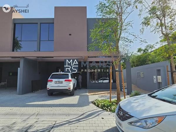Spacious 04 Bed Room With Majlis unit in Green Community |