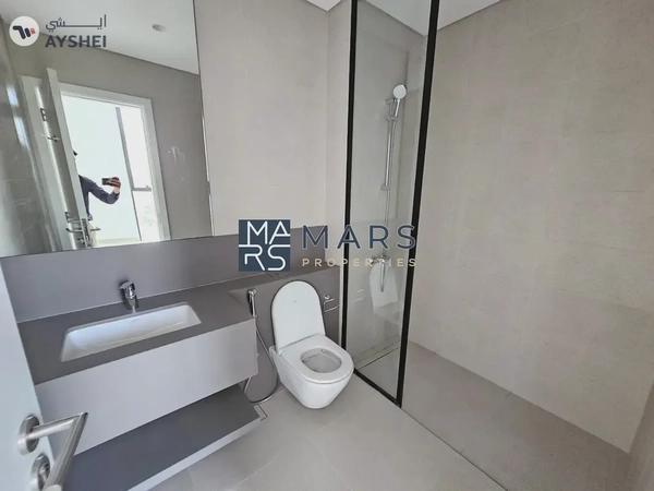 Spacious 04 Bed Room With Majlis unit in Green Community |