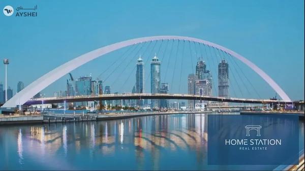 The Crestmark, Business Bay, Dubai