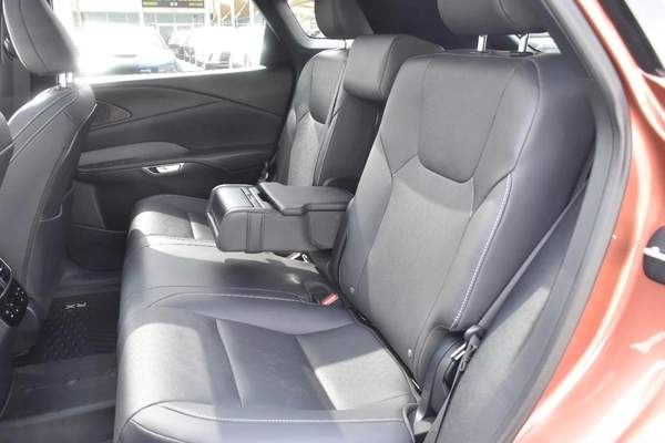 RX350 BASE 2023 | COPPER CRUST ( REF-ACD )