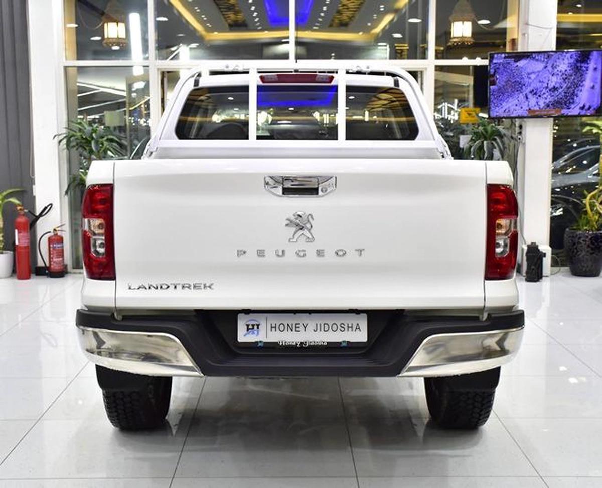 Peugeot Landtrek 4WD ( 2023 Model ) in White Color GCC Specs-9-9