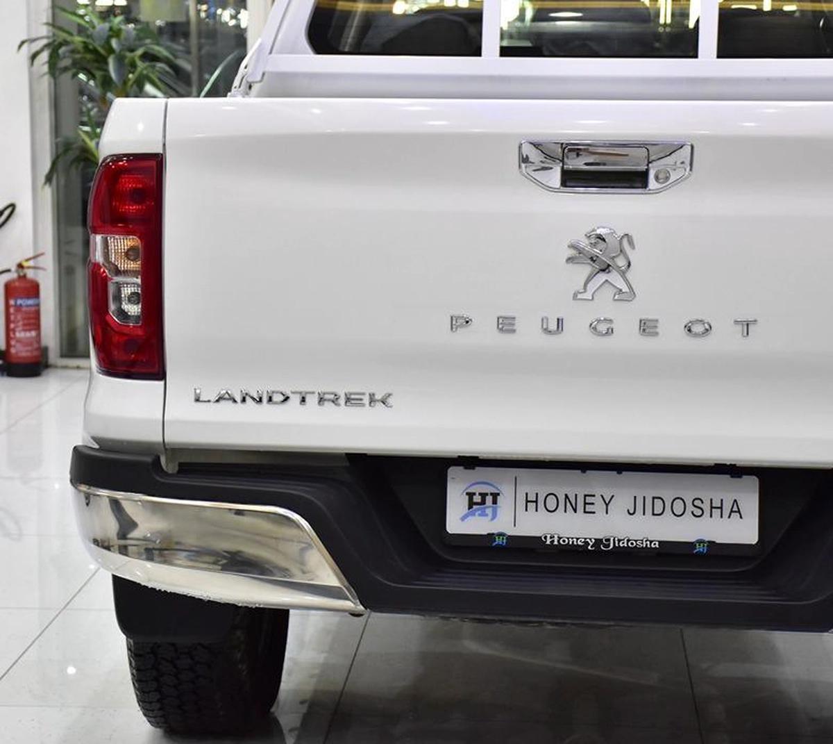 Peugeot Landtrek 4WD ( 2023 Model ) in White Color GCC Specs-11-11