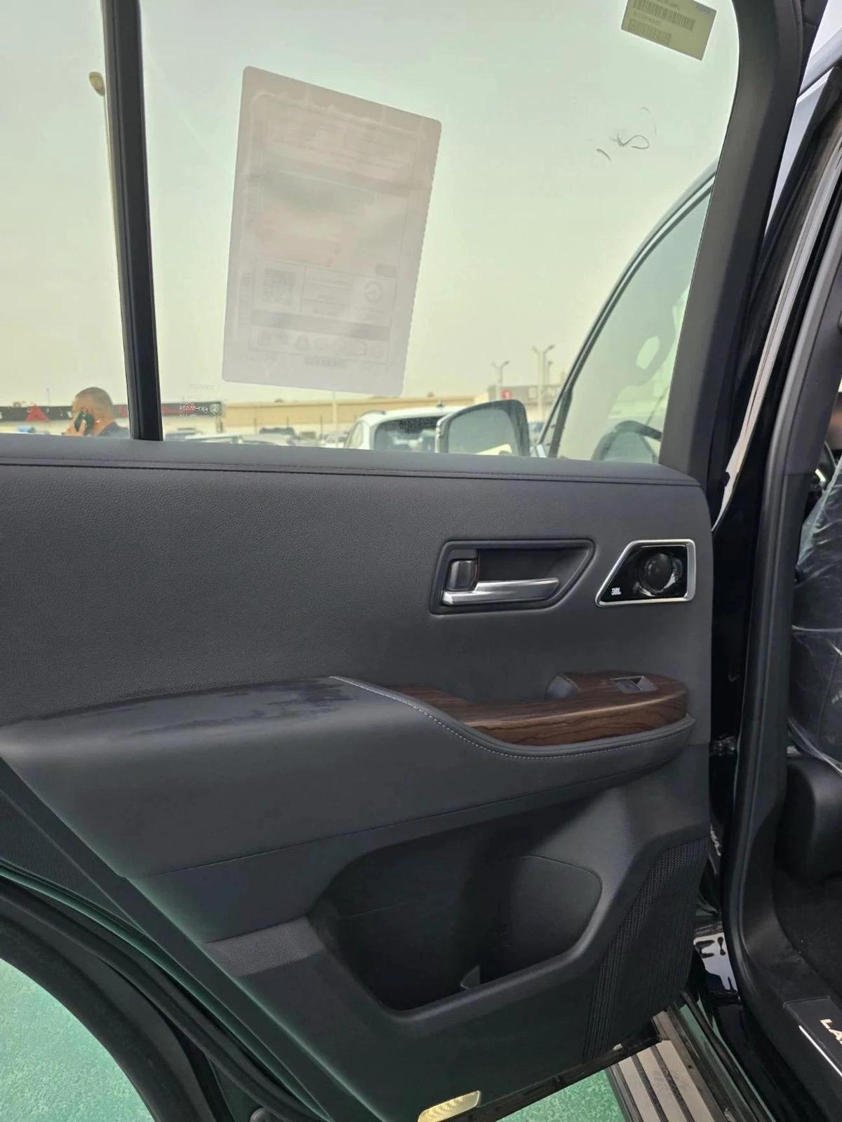 Toyota Land Cruiser VXR 4.0L 2026 MODEL FULL OPTION-6-6