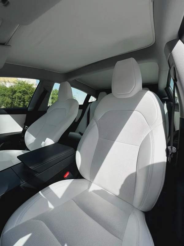 Tesla 3 L.R--AWD--GCC---Under Tesla Warranty---Full PPF Sticker