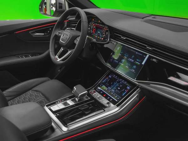 PERFORMANCE RSQ8 2025 SAKHIR GOLD - UNDER WARRANTY - ONLY 9700 KM - TOP SPEC